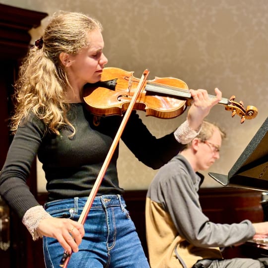 Charlotte Saluste-Bridoux playing the violin at Wigmore Hall
